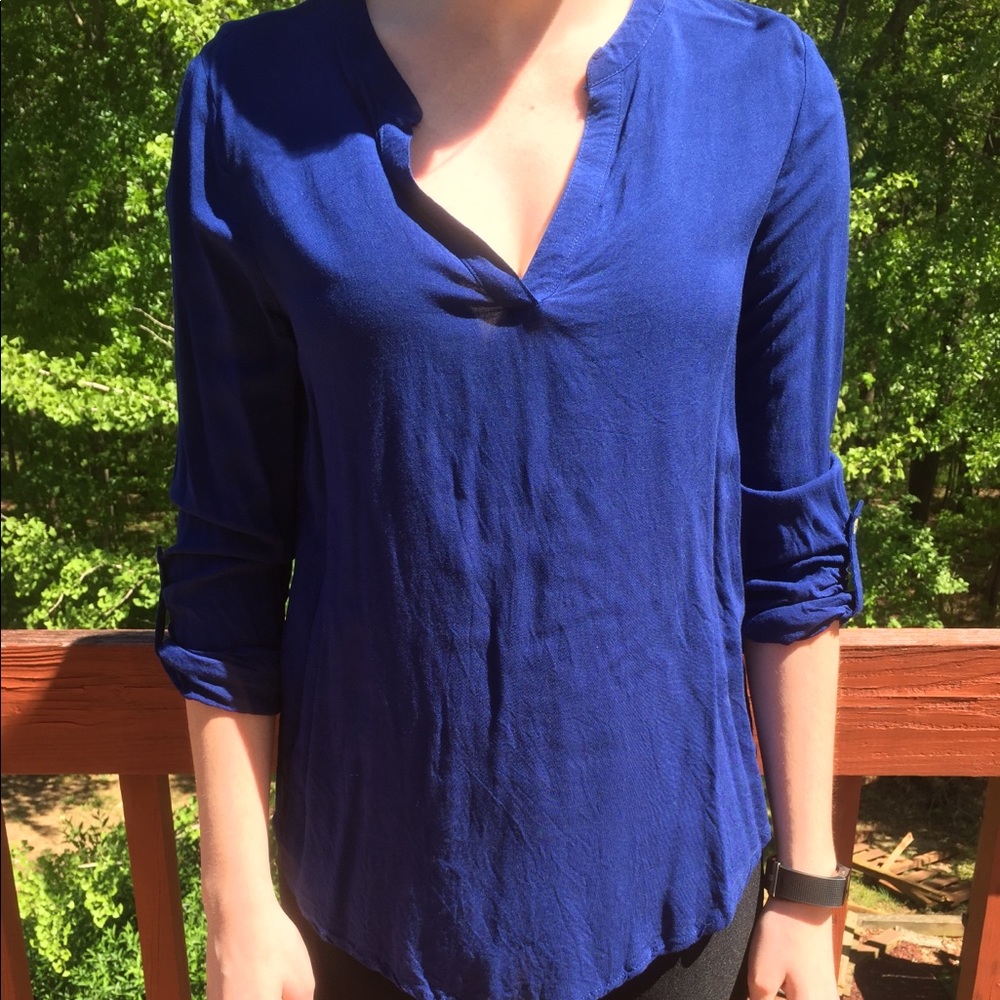 Neon Soul Deep Blue Three Quarter Sleeve V Neck Top Small